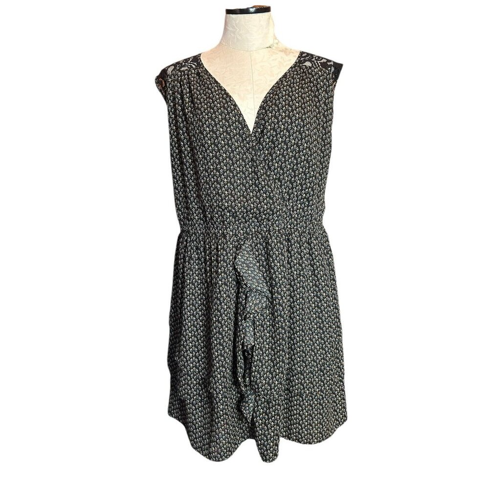 Miss Me Blue Black Floral‎ Lace Back Mini Dress V-Neck Neck Tiered Sz L
